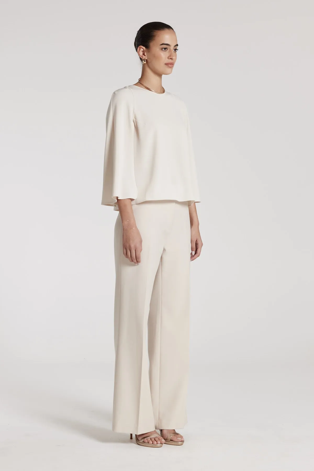 Allegra Cape - Porcelain