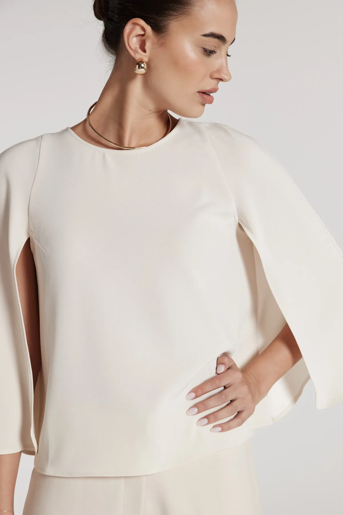 Allegra Cape - Porcelain