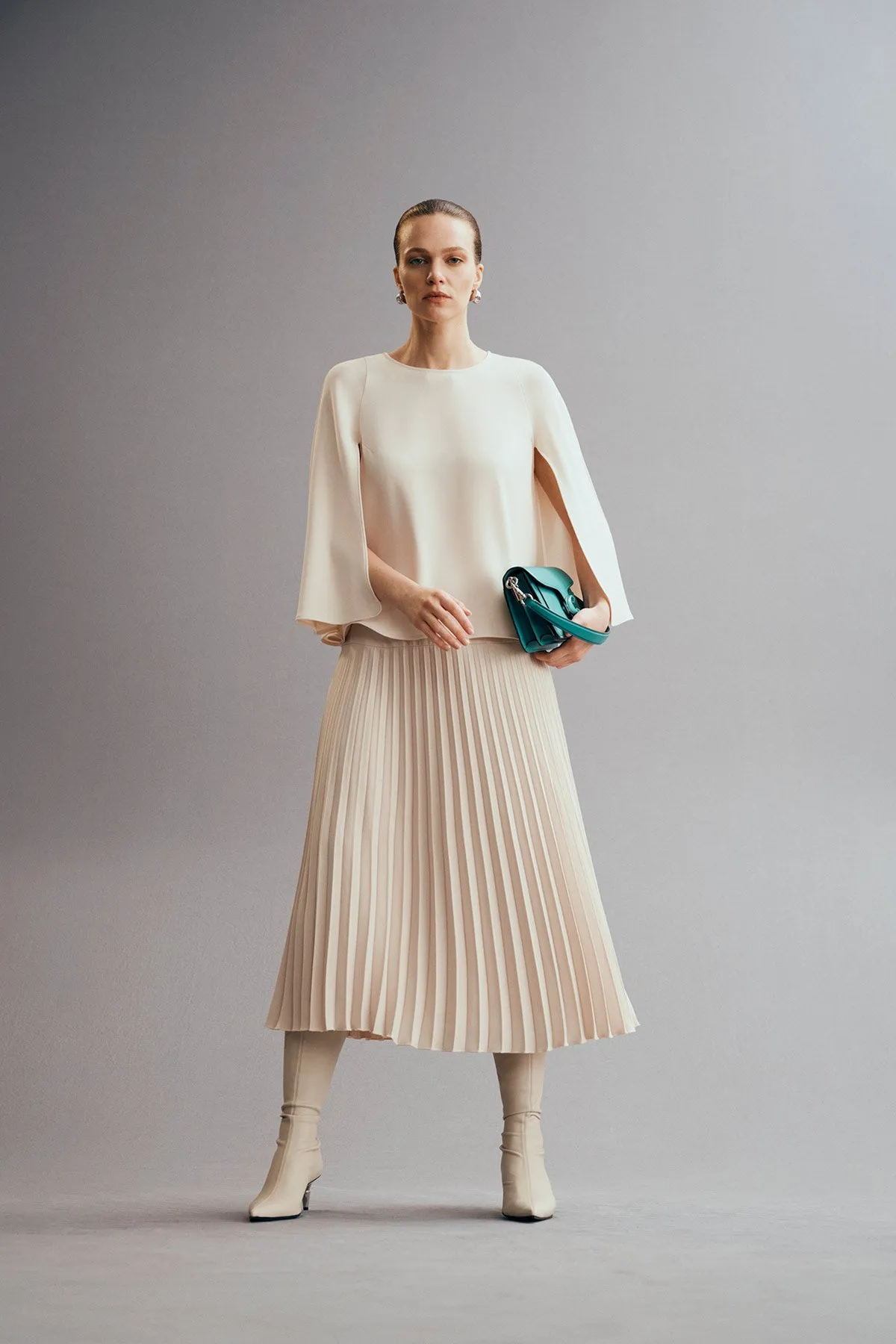 Allegra Cape - Porcelain