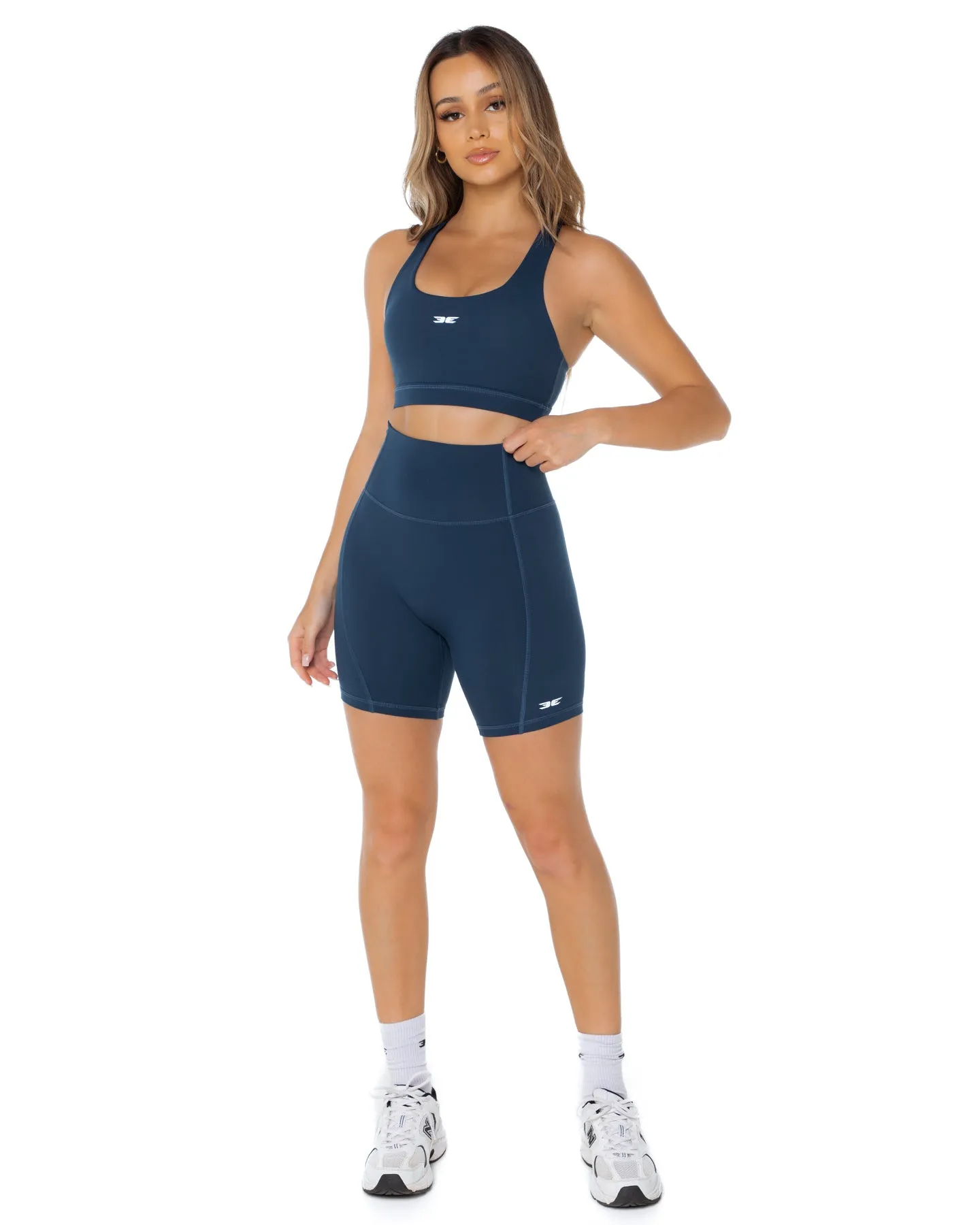 Curve Shorts - Navy